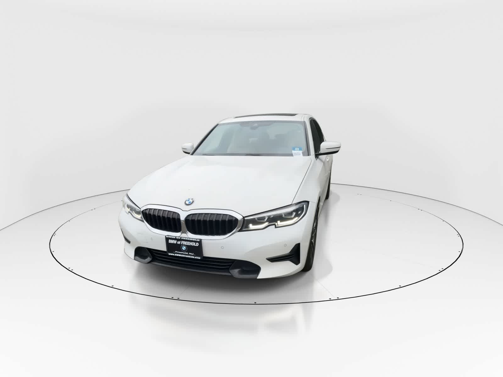 Thumbnail: 2020 BMW 3 Series - 3