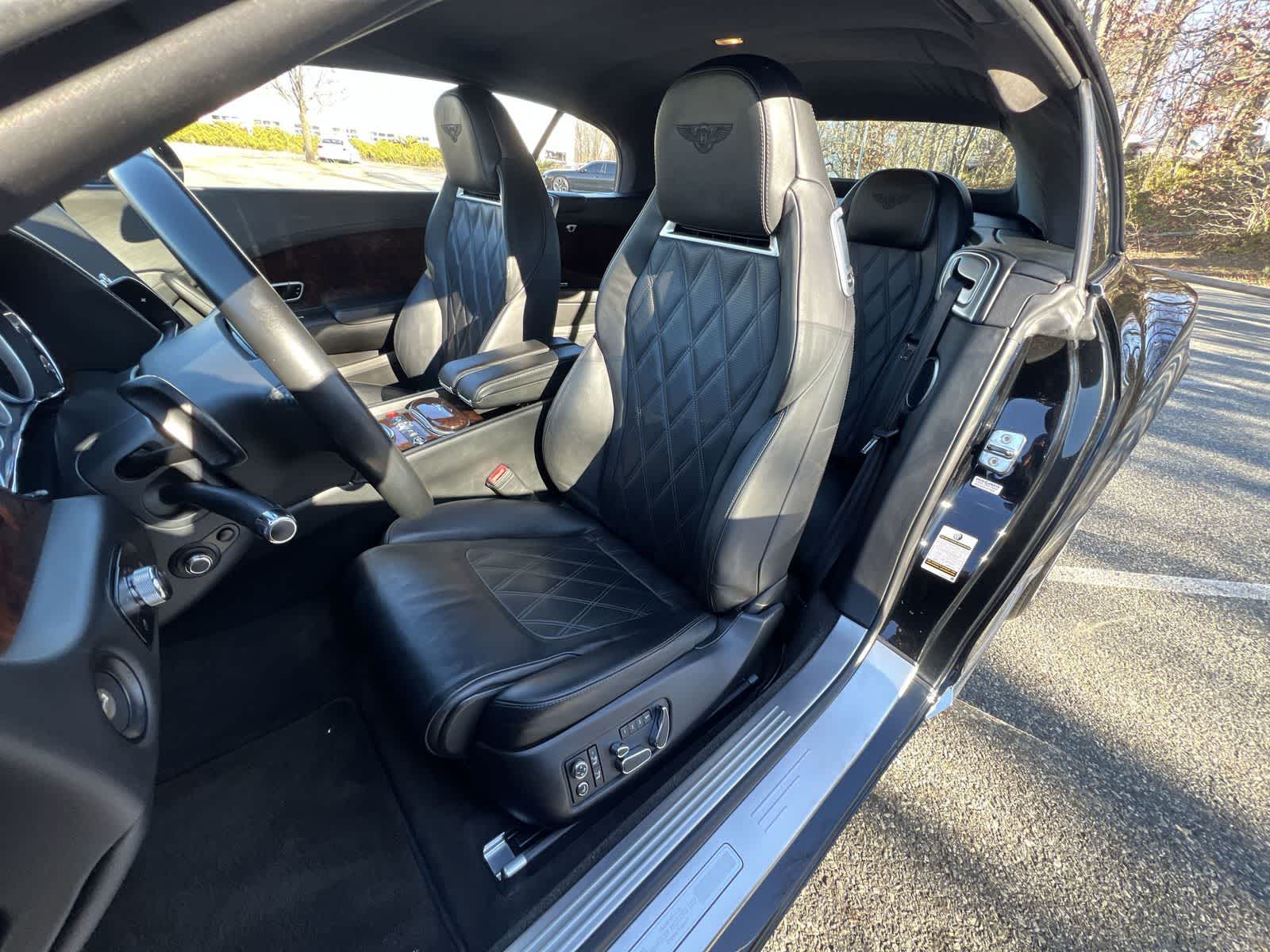 Thumbnail: 2013 Bentley Continental - 19