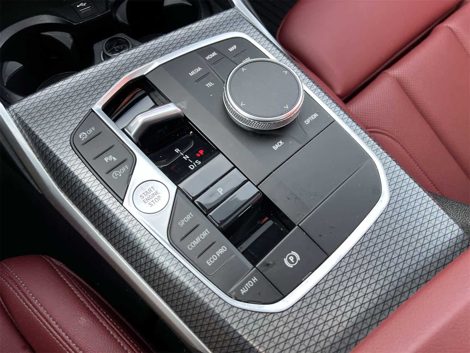 Thumbnail: 2023 BMW 3 Series - 25