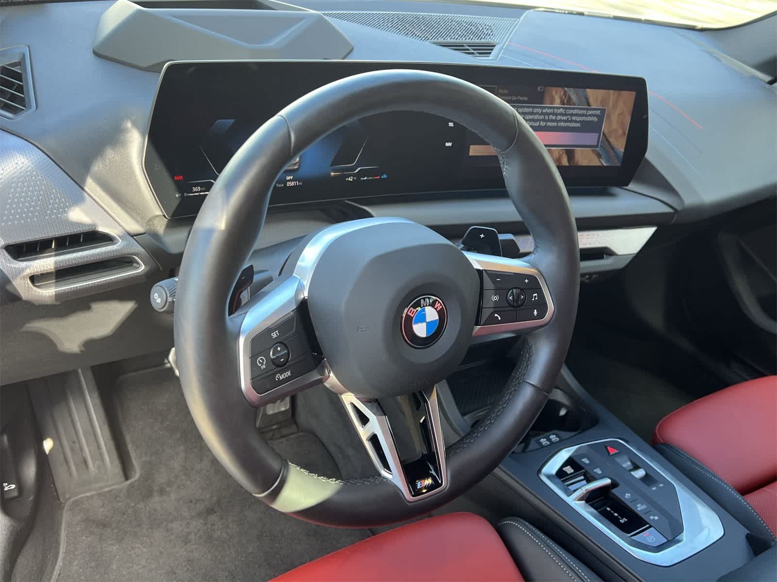 Thumbnail: 2025 BMW 2 Series - 23