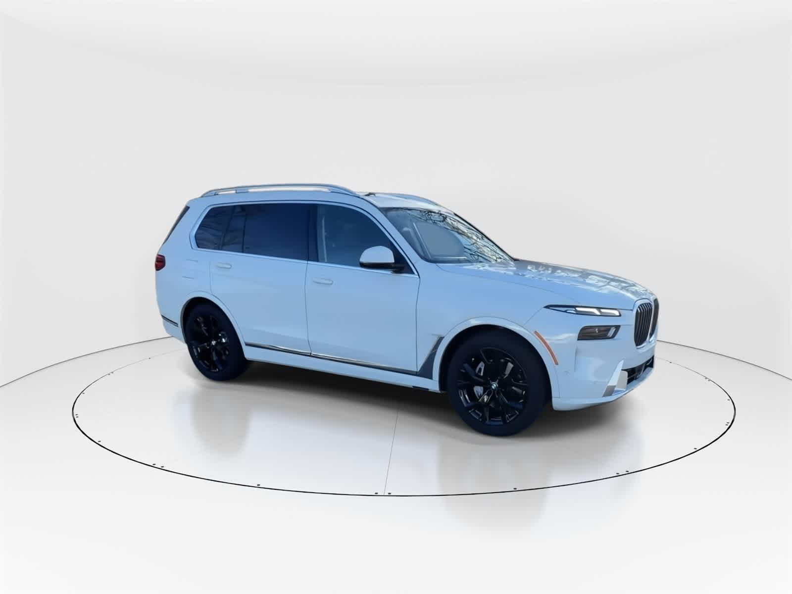 Thumbnail: 2025 BMW X7 - 3