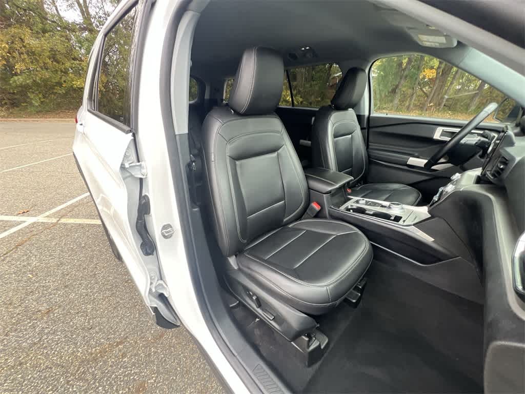 Thumbnail: 2021 Ford Explorer - 22