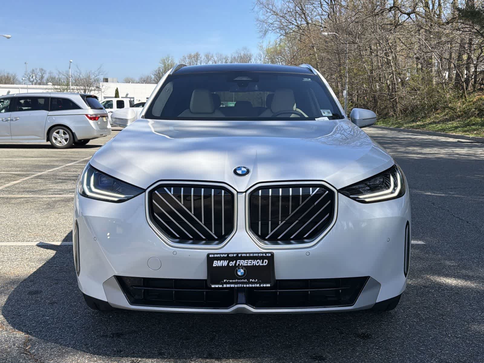 Thumbnail: 2025 BMW X3 - 14