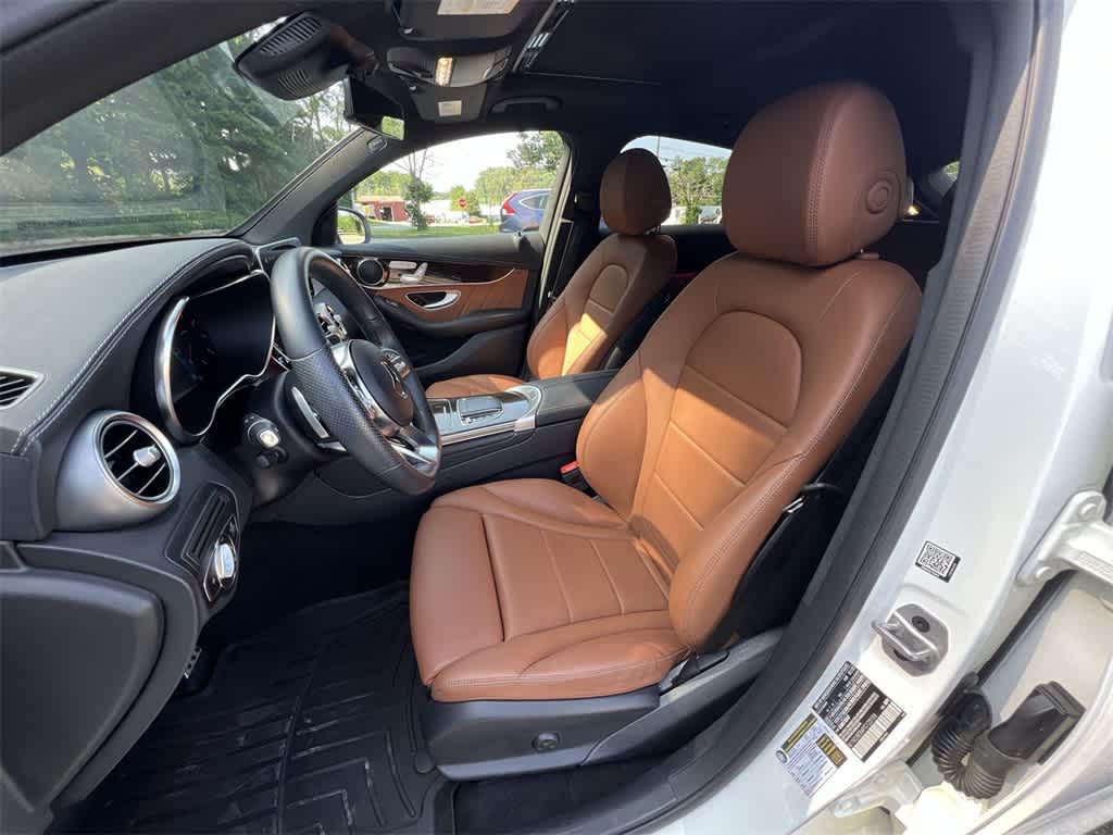 Thumbnail: 2023 Mercedes-Benz GLC - 19