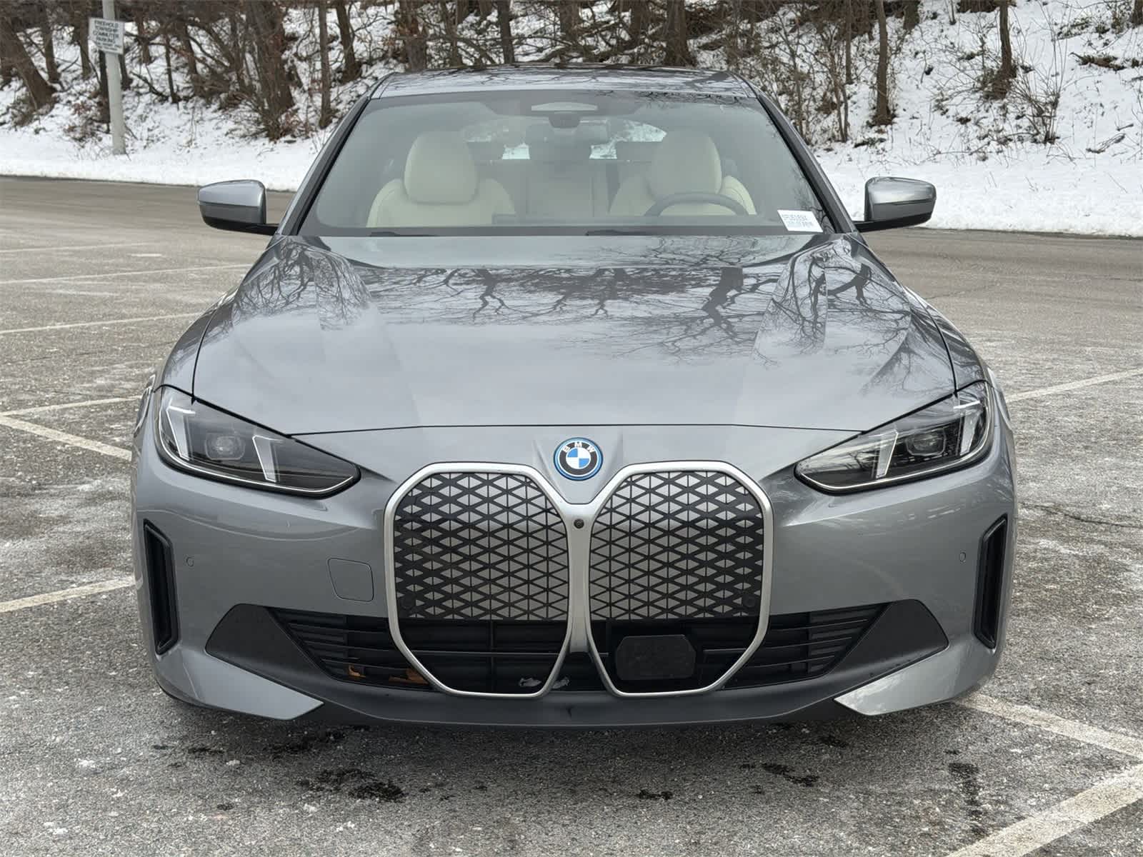 Thumbnail: 2025 BMW i4 - 14