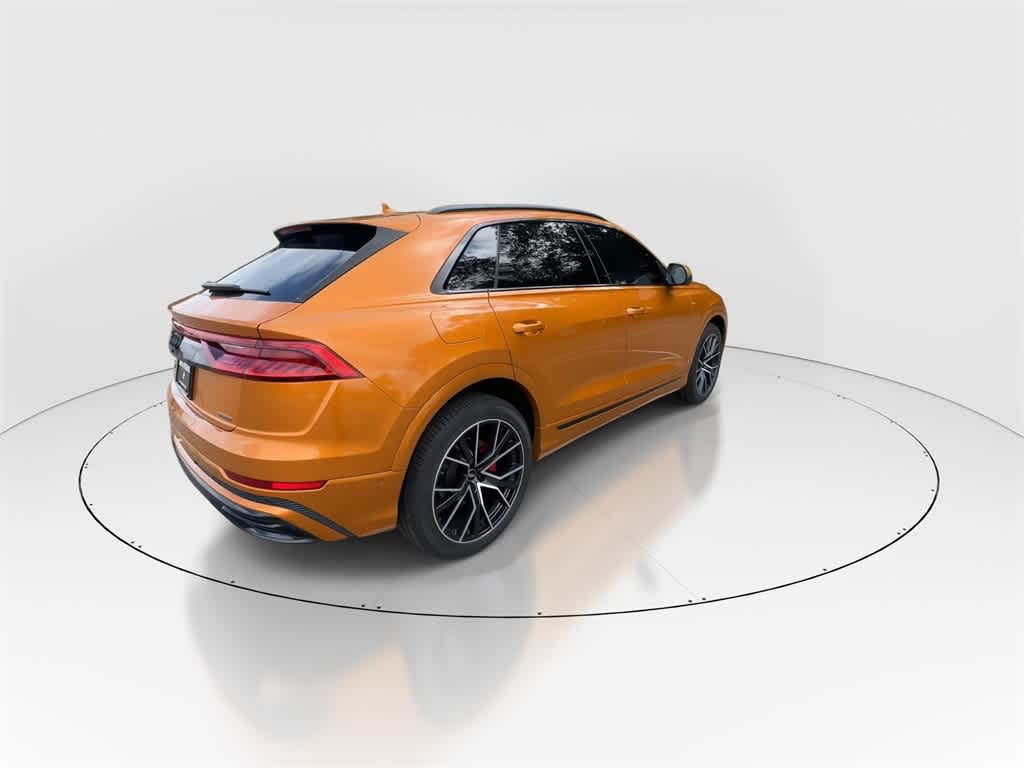 Thumbnail: 2022 Audi Q8 - 8