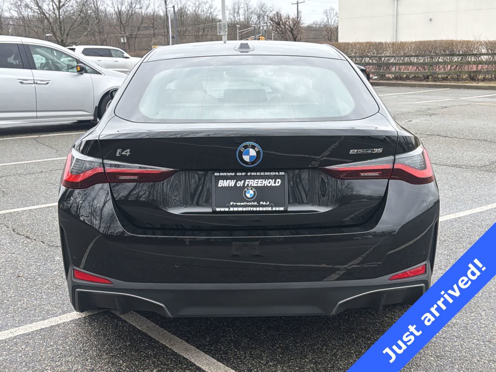 Thumbnail: 2023 BMW i4 - 13