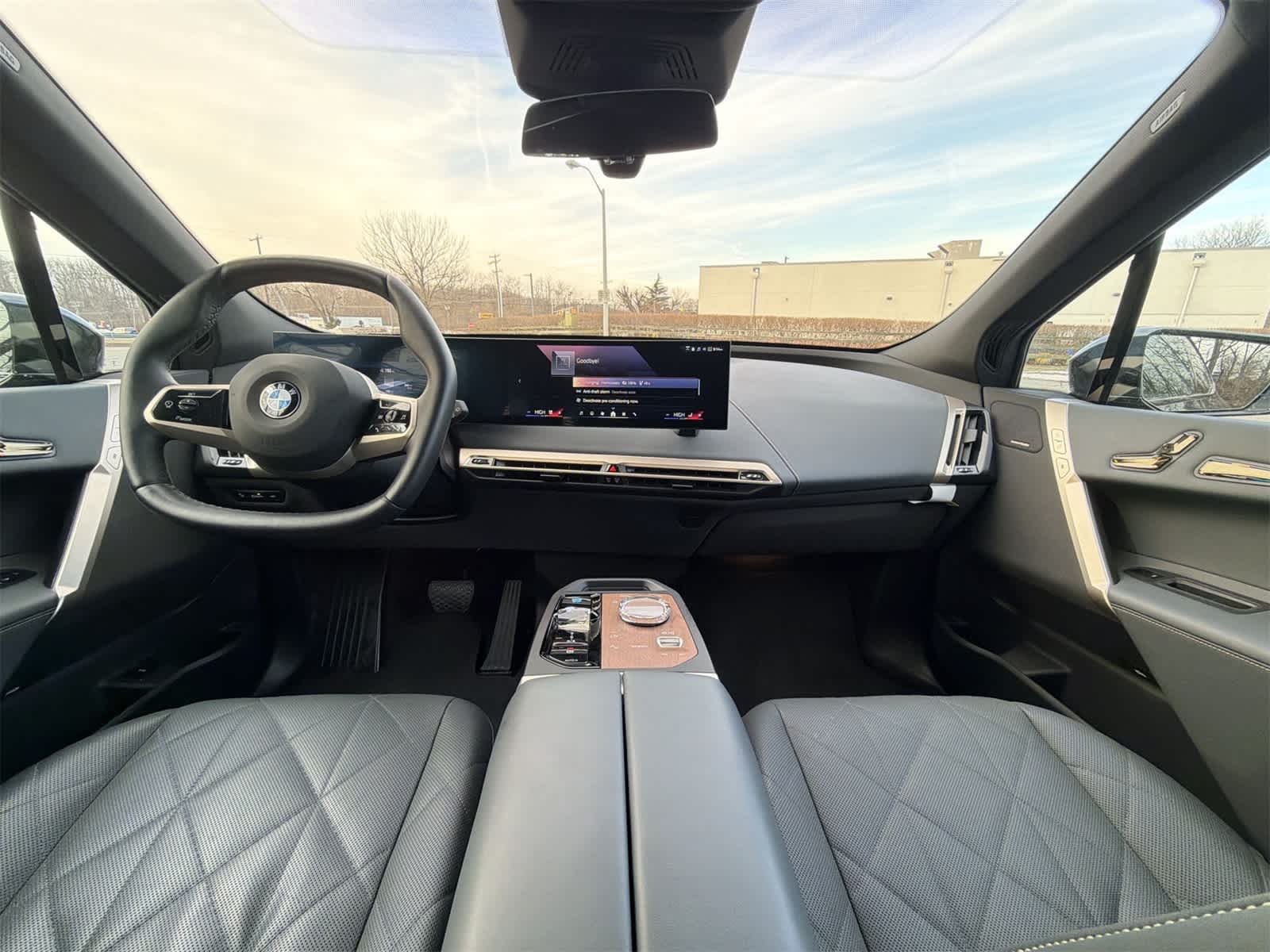 Thumbnail: 2026 BMW iX - 17