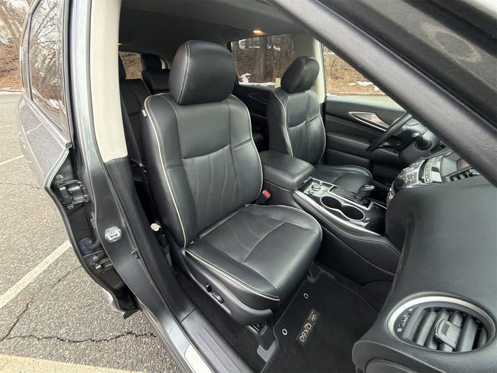 Thumbnail: 2018 INFINITI QX60 - 22