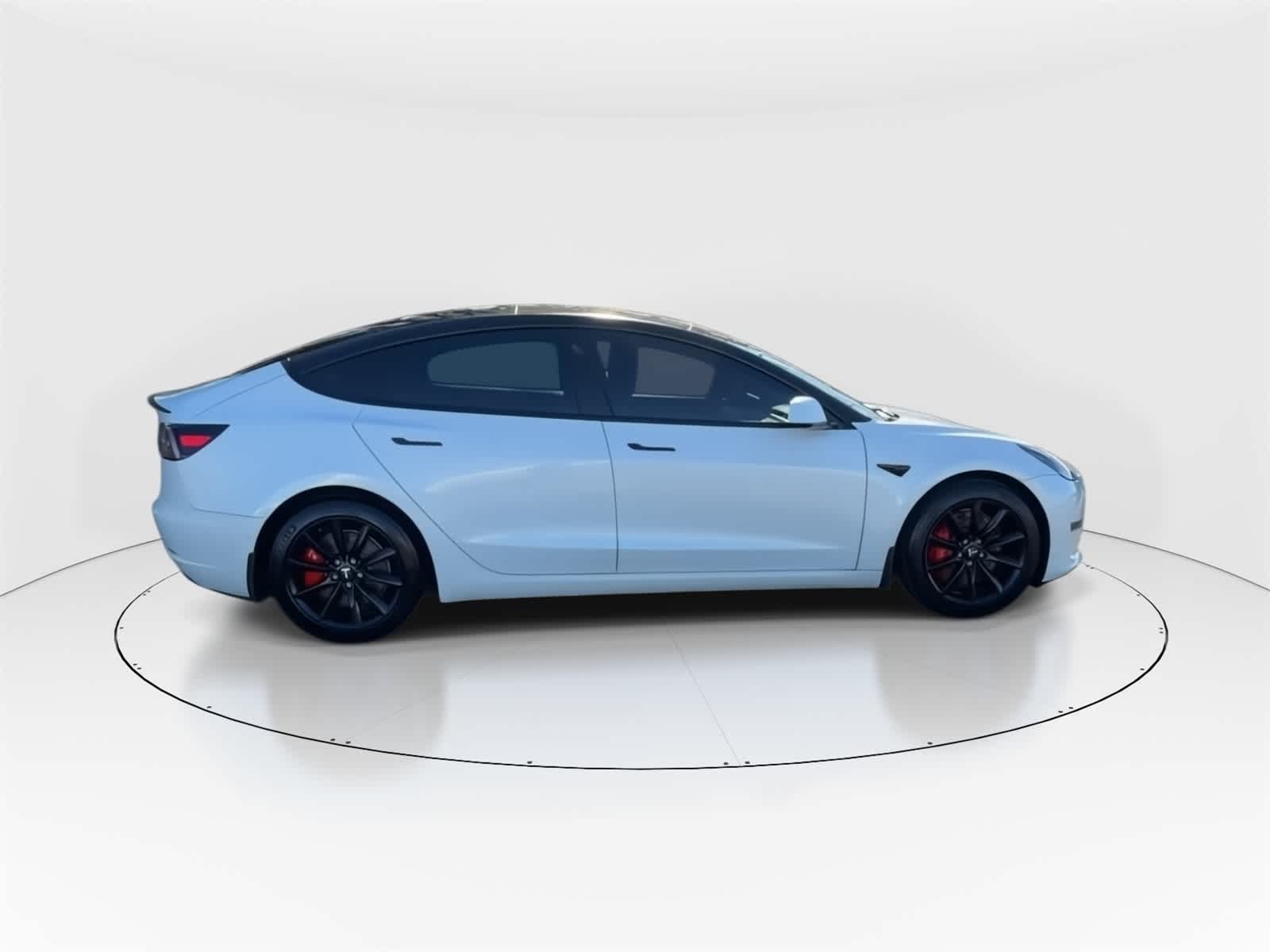 Thumbnail: 2022 Tesla Model 3 - 2