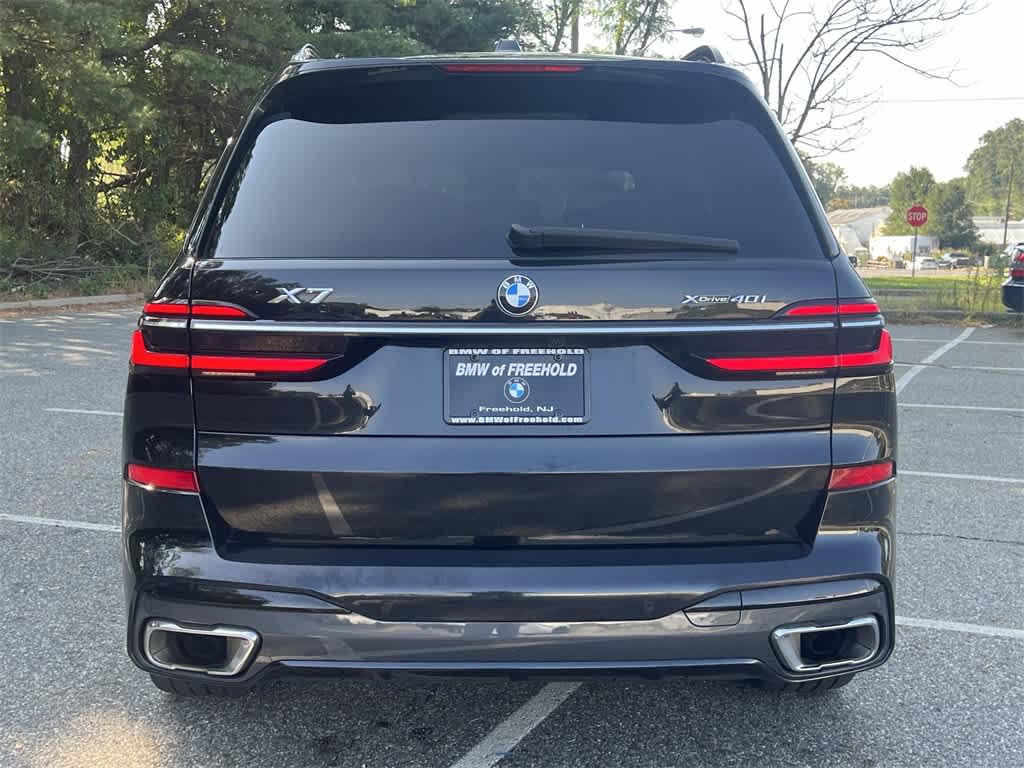 Thumbnail: 2023 BMW X7 - 13