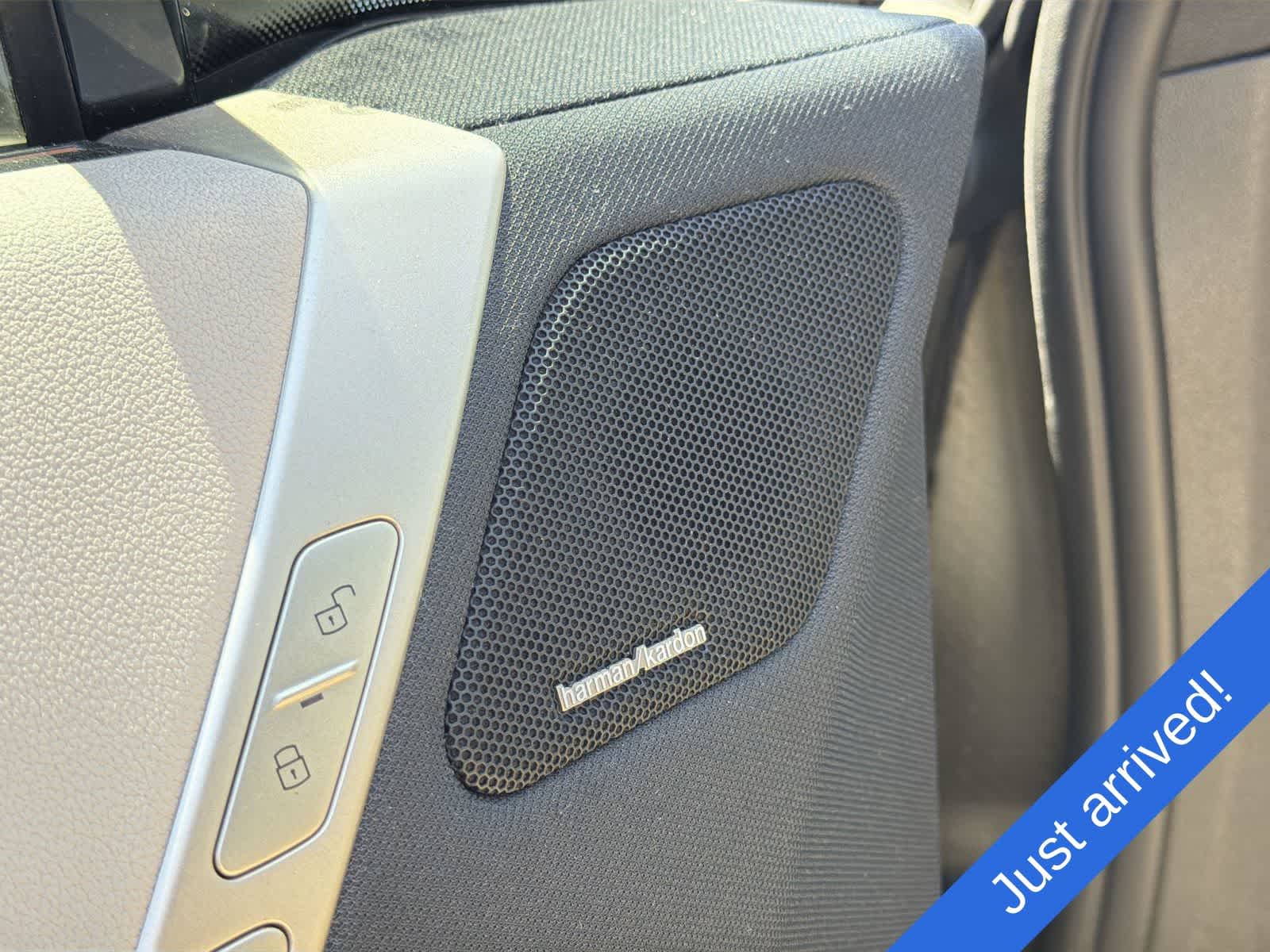 Thumbnail: 2024 BMW iX - 17