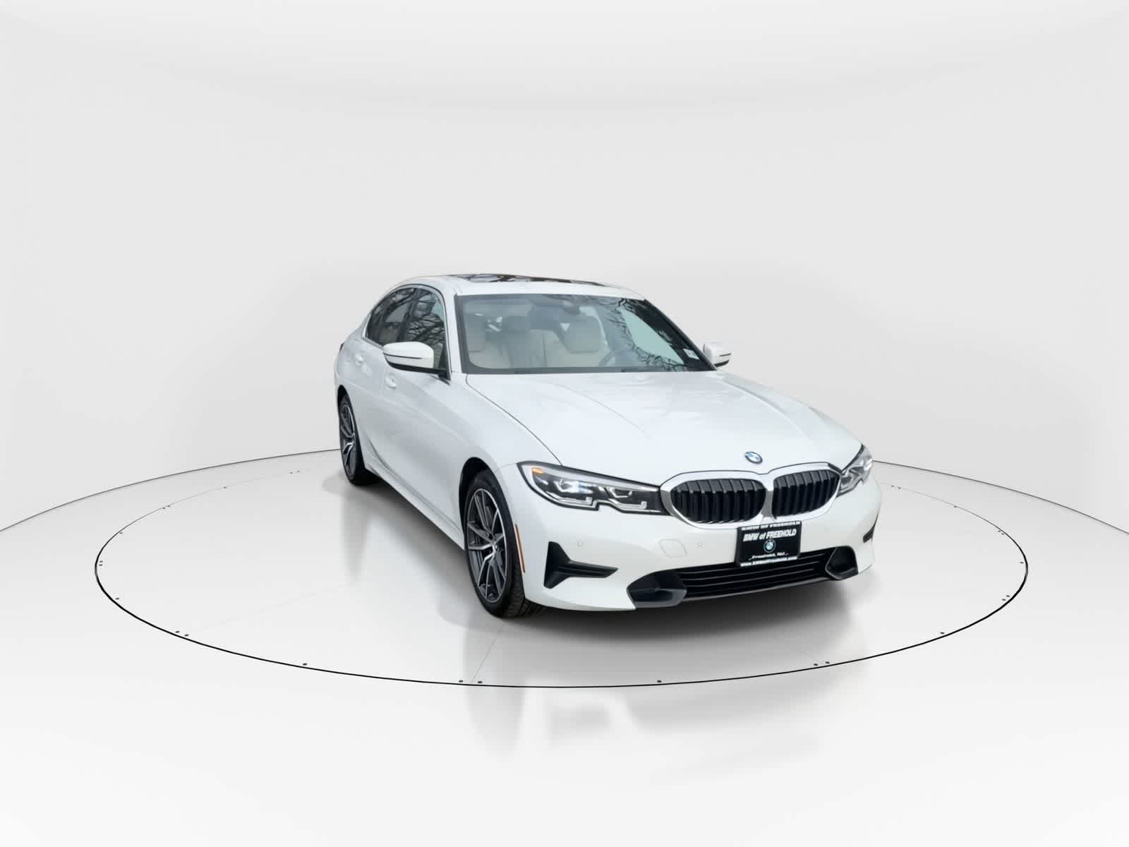 Thumbnail: 2022 BMW 3 Series - 4