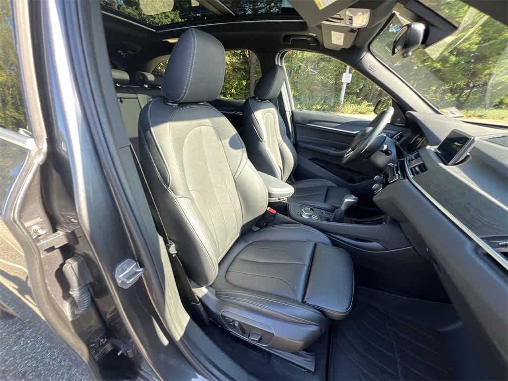 Thumbnail: 2018 BMW X1 - 22