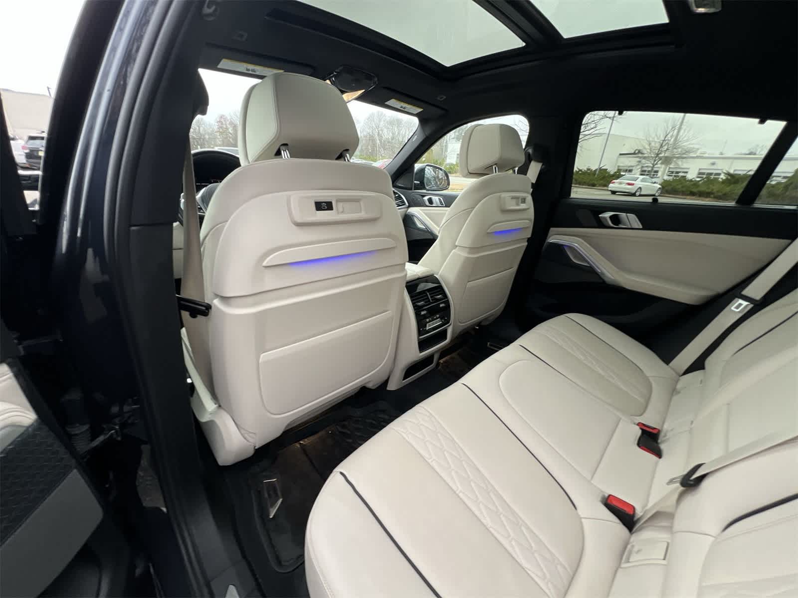 Thumbnail: 2020 BMW X6 - 20