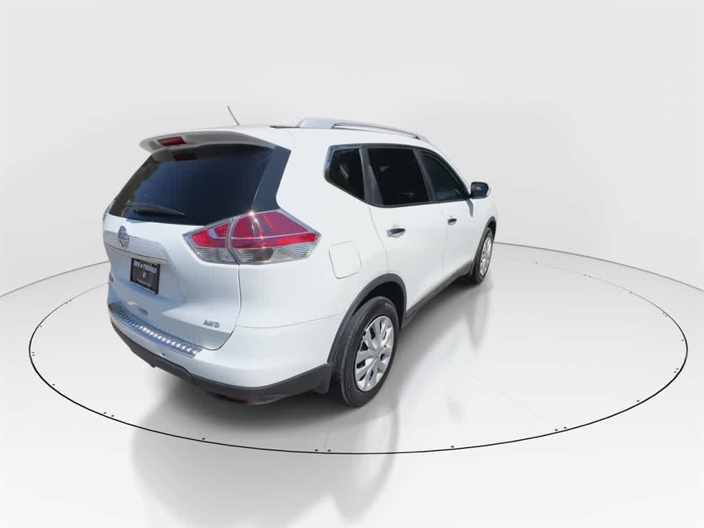 Thumbnail: 2016 Nissan Rogue - 8