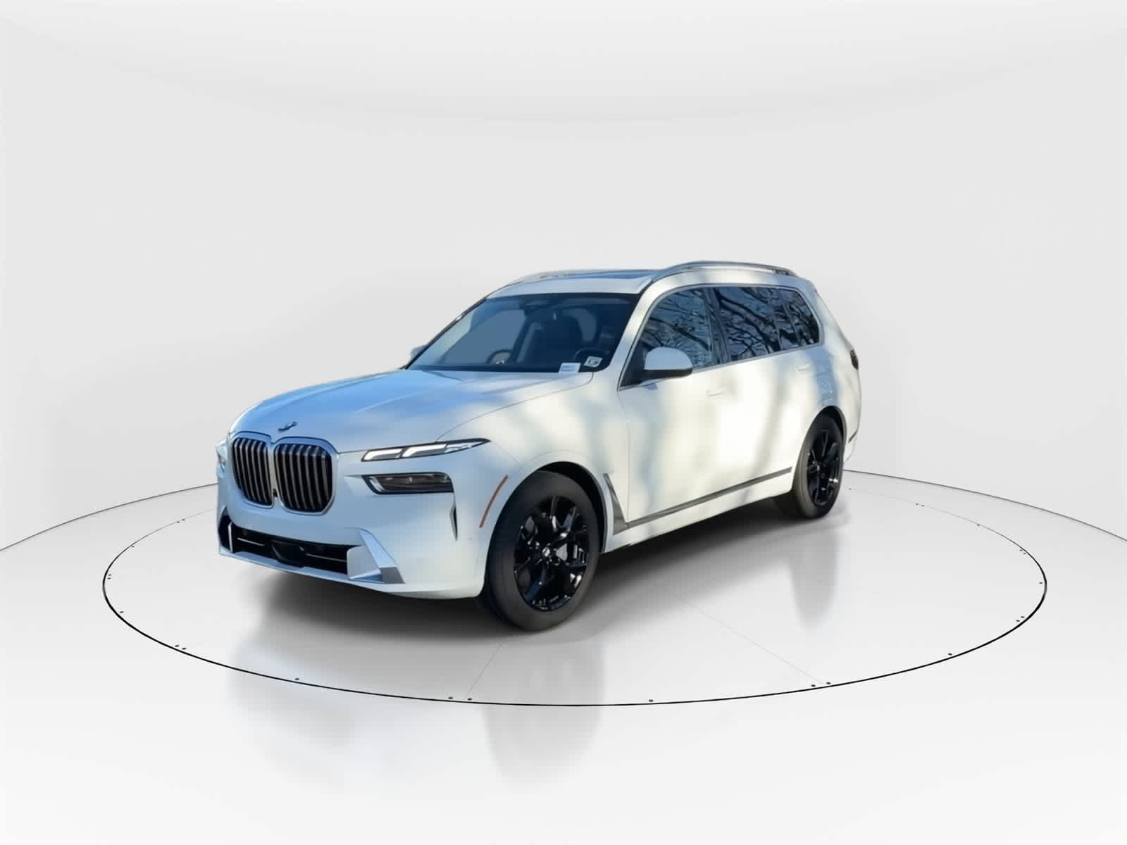 Thumbnail: 2025 BMW X7 - 5