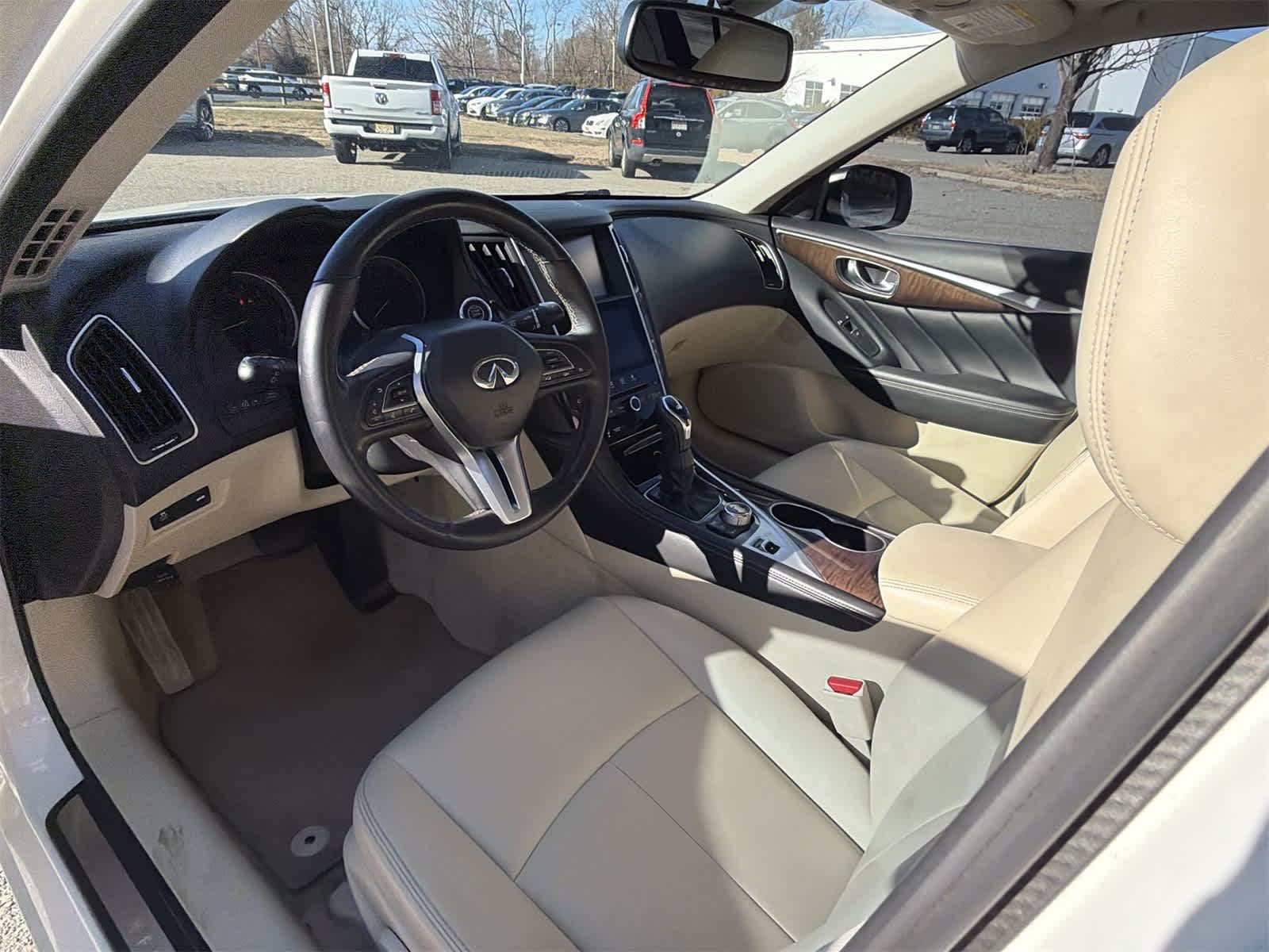 Thumbnail: 2019 INFINITI Q50 - 10