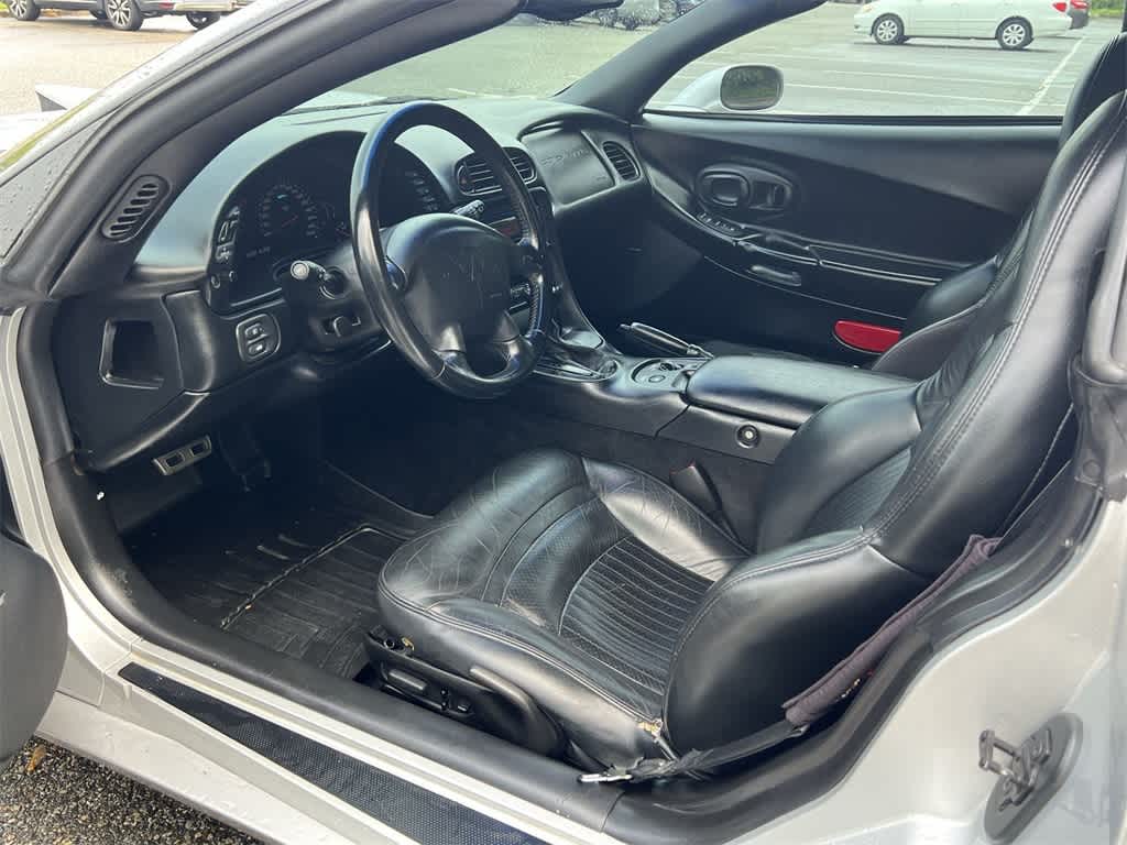 2001 Chevrolet Corvette Base 10