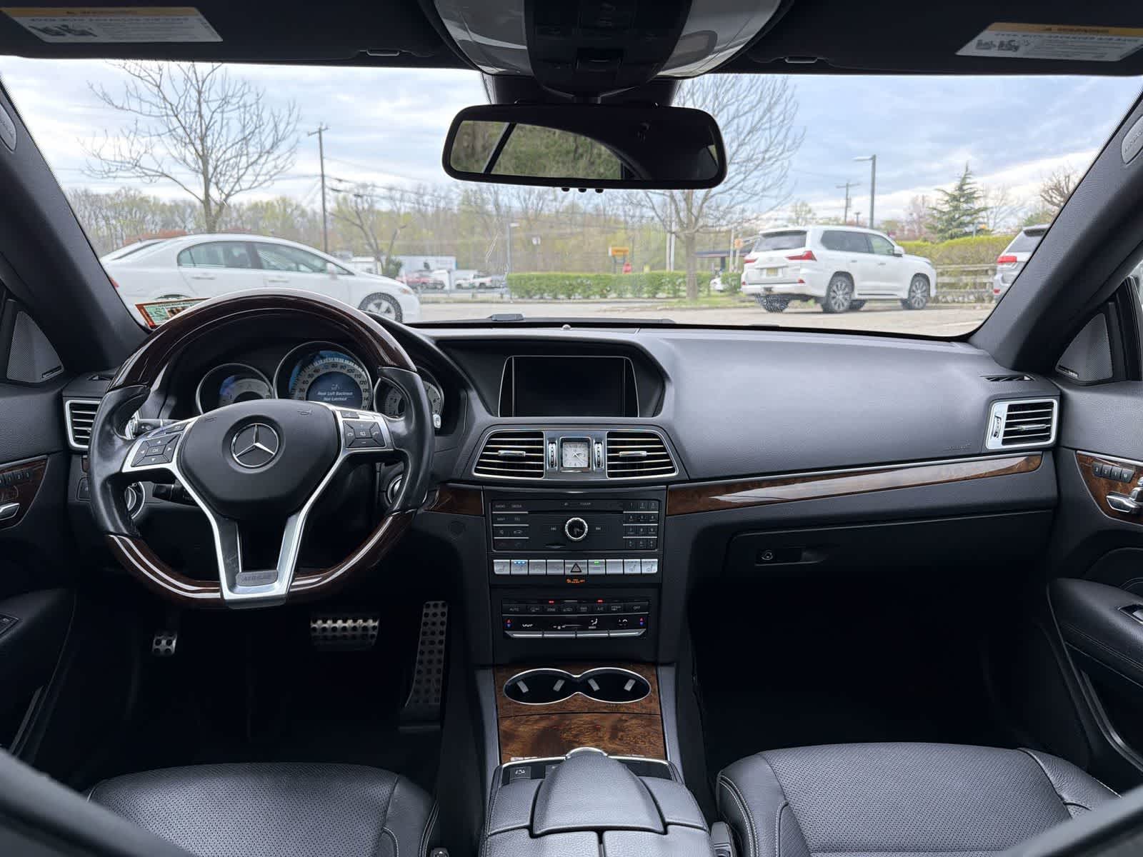 Thumbnail: 2016 Mercedes-Benz E-Class - 18