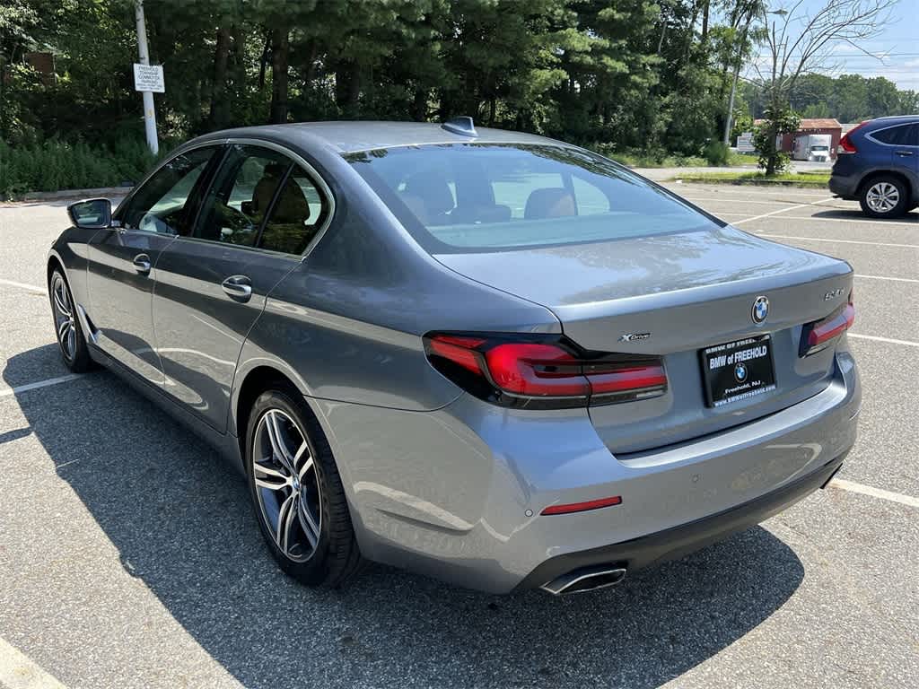 Thumbnail: 2022 BMW 5 Series - 12