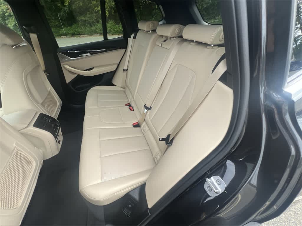 Thumbnail: 2022 BMW X3 - 21