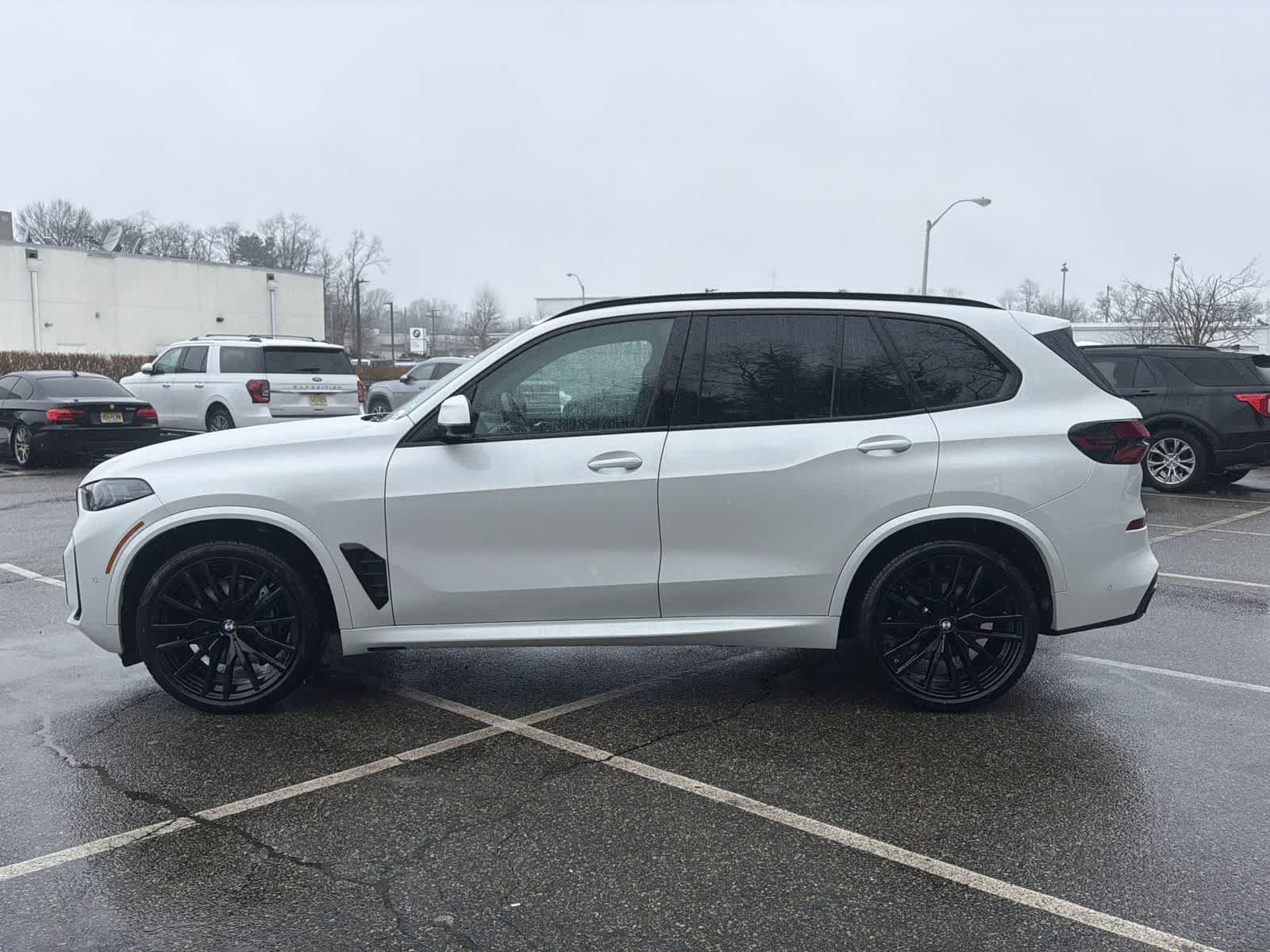 Thumbnail: 2025 BMW X5 - 11