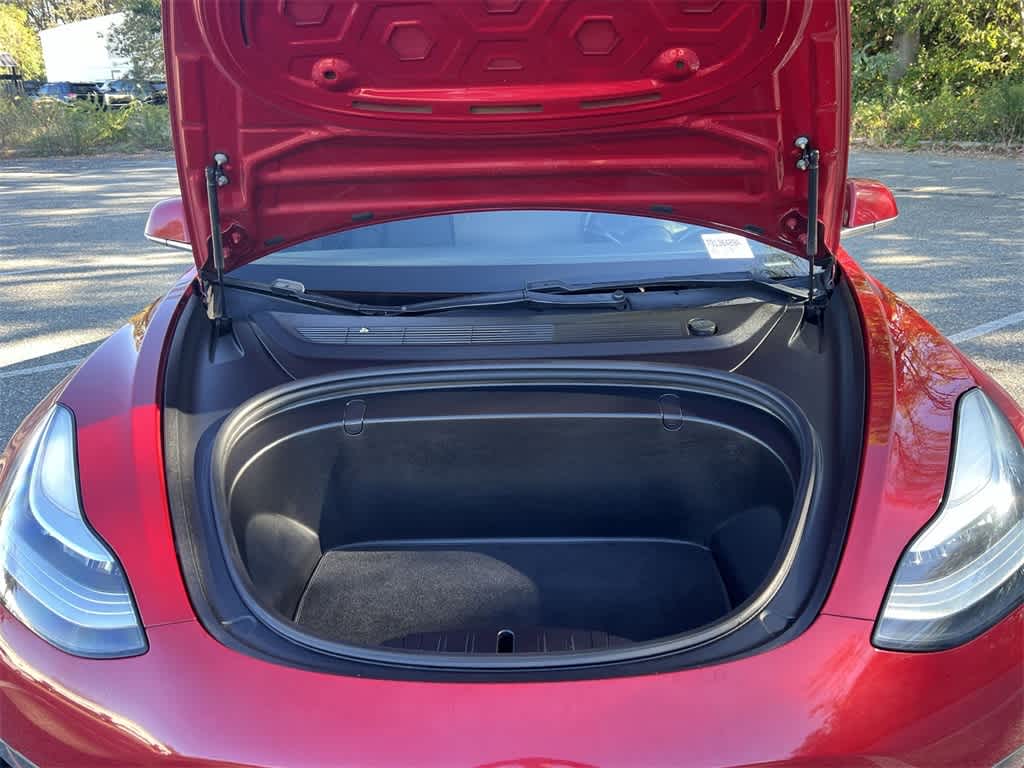 Thumbnail: 2019 Tesla Model 3 - 17