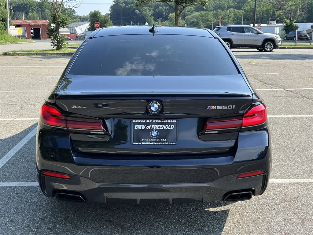 Thumbnail: 2022 BMW 5 Series - 13