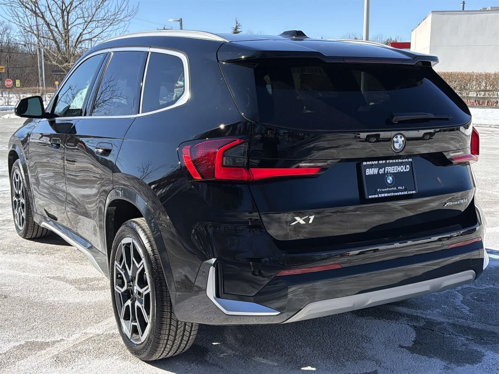 Thumbnail: 2025 BMW X1 - 12