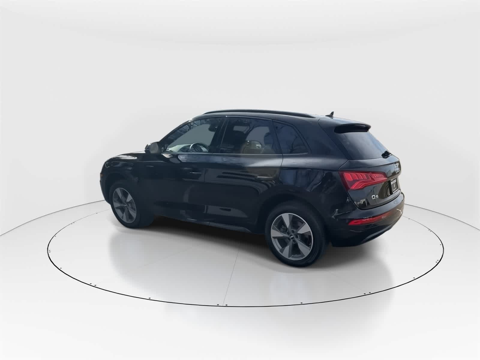 Thumbnail: 2020 Audi Q5 - 7