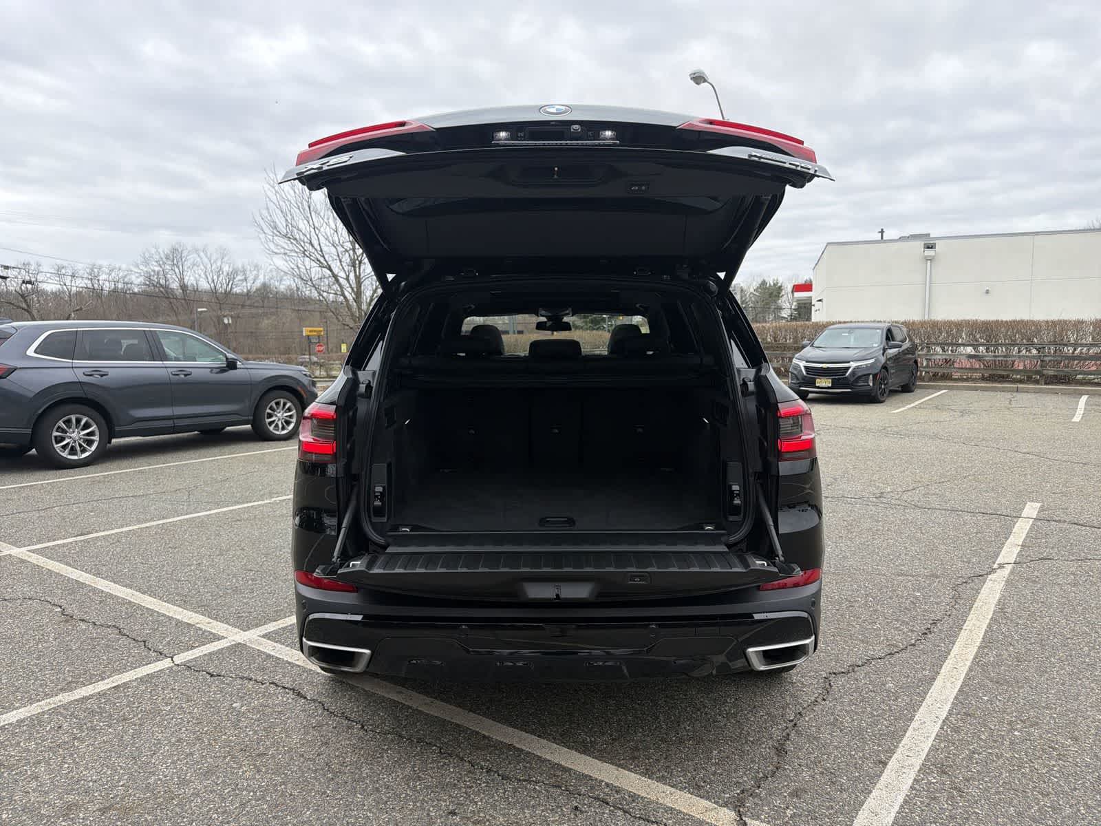 Thumbnail: 2023 BMW X5 - 27