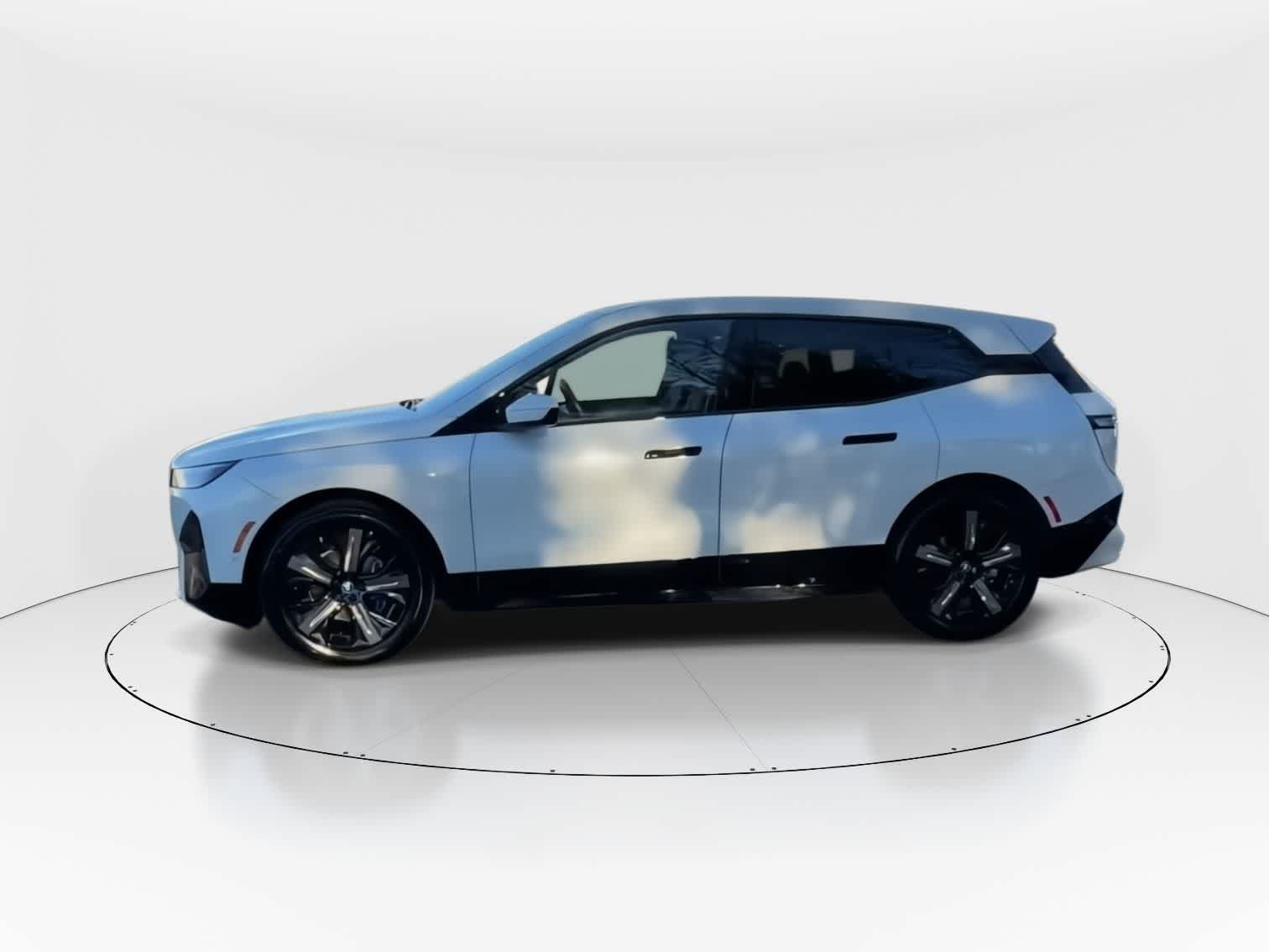 Thumbnail: 2025 BMW iX - 6