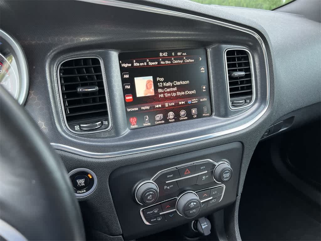 Thumbnail: 2016 Dodge Charger - 24