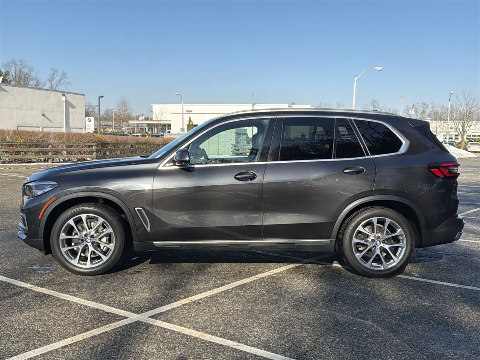 Thumbnail: 2023 BMW X5 - 11