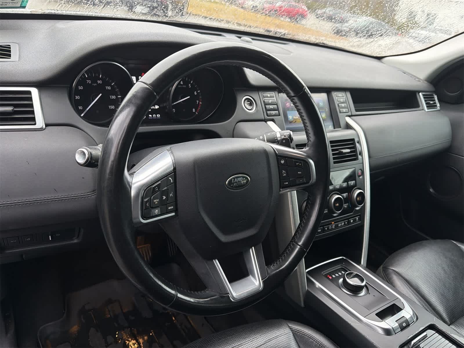 Thumbnail: 2018 Land Rover Discovery Sport - 23