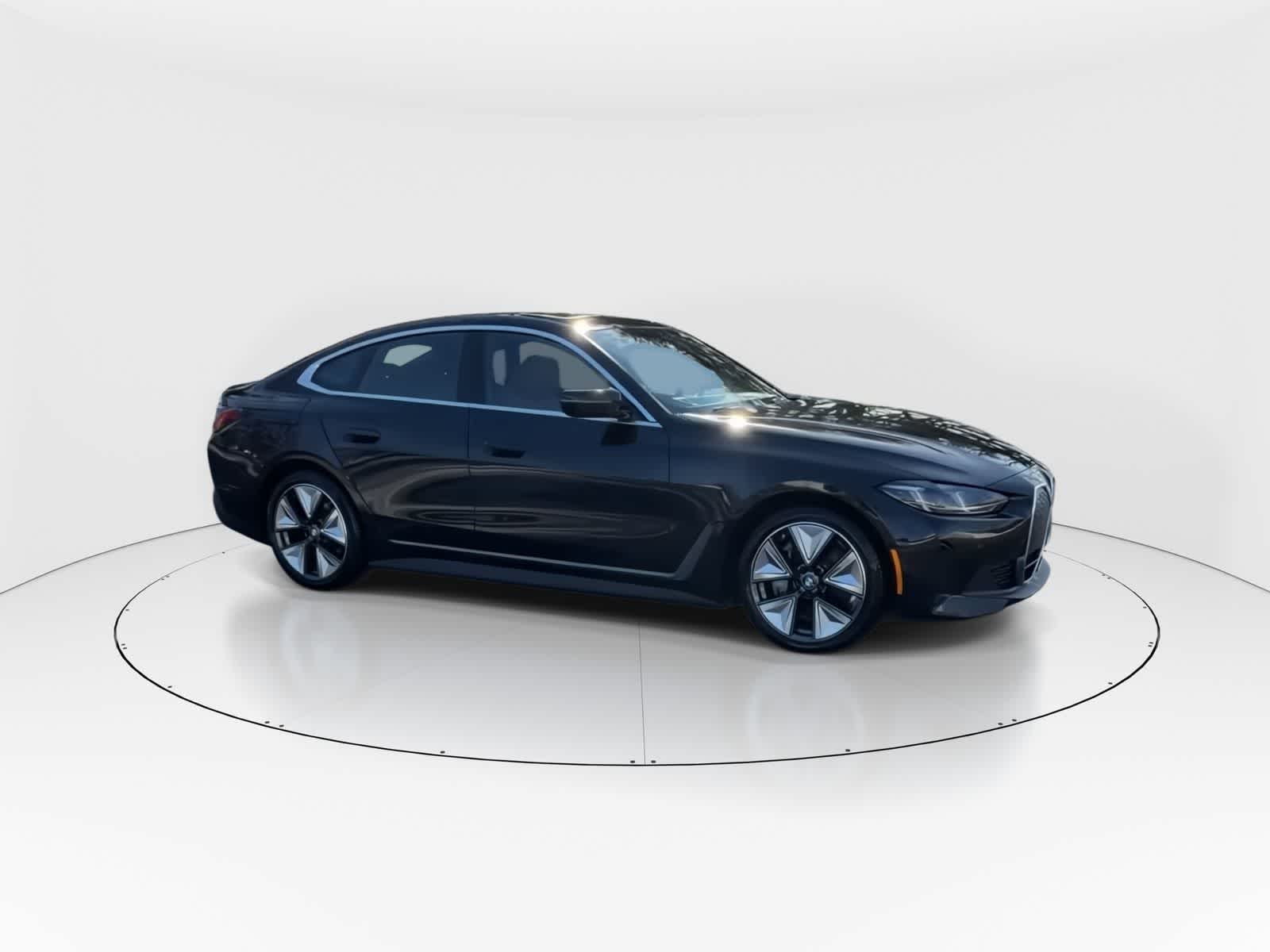 Thumbnail: 2025 BMW i4 - 5