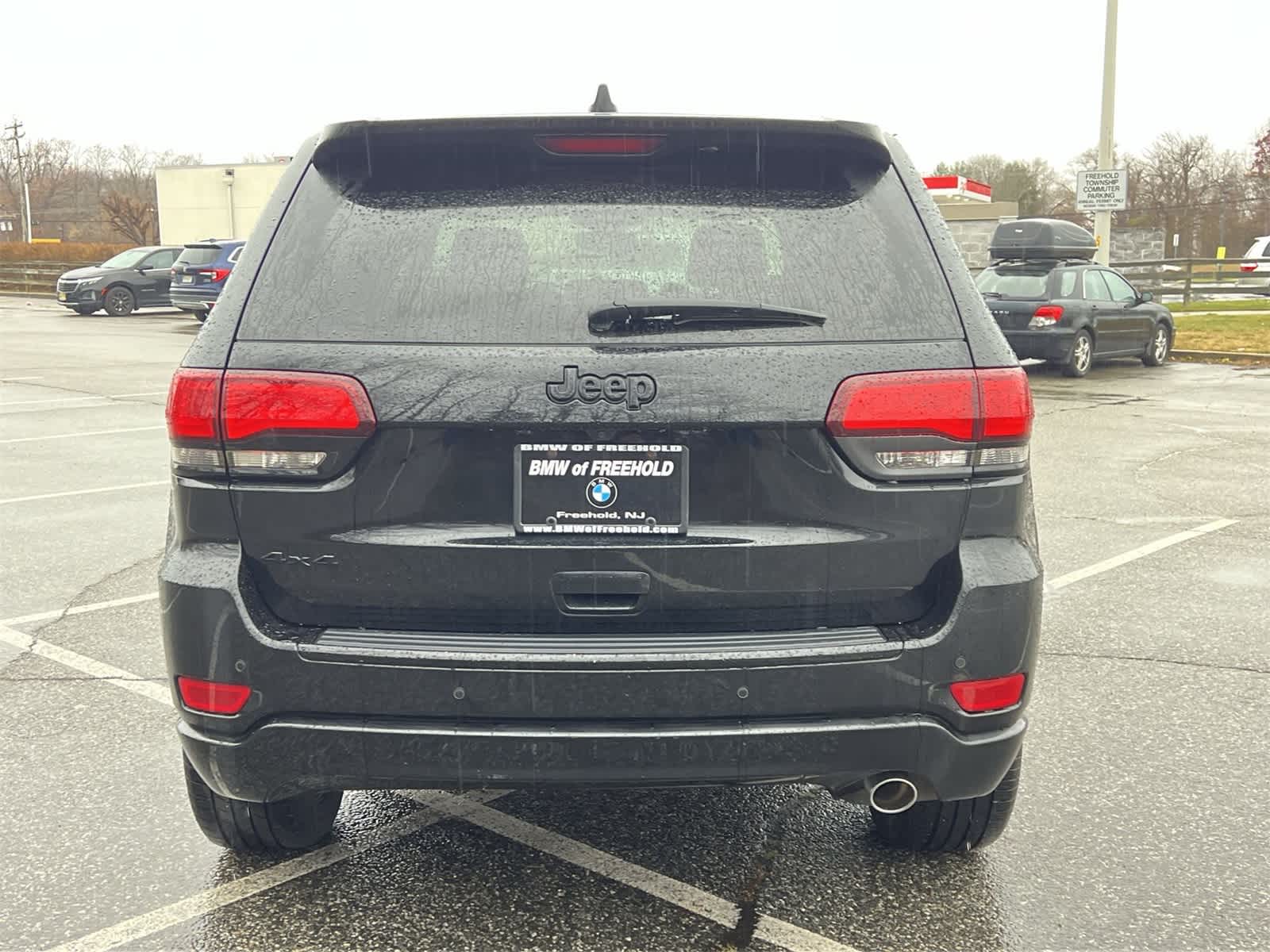 Thumbnail: 2017 Jeep Grand Cherokee - 13