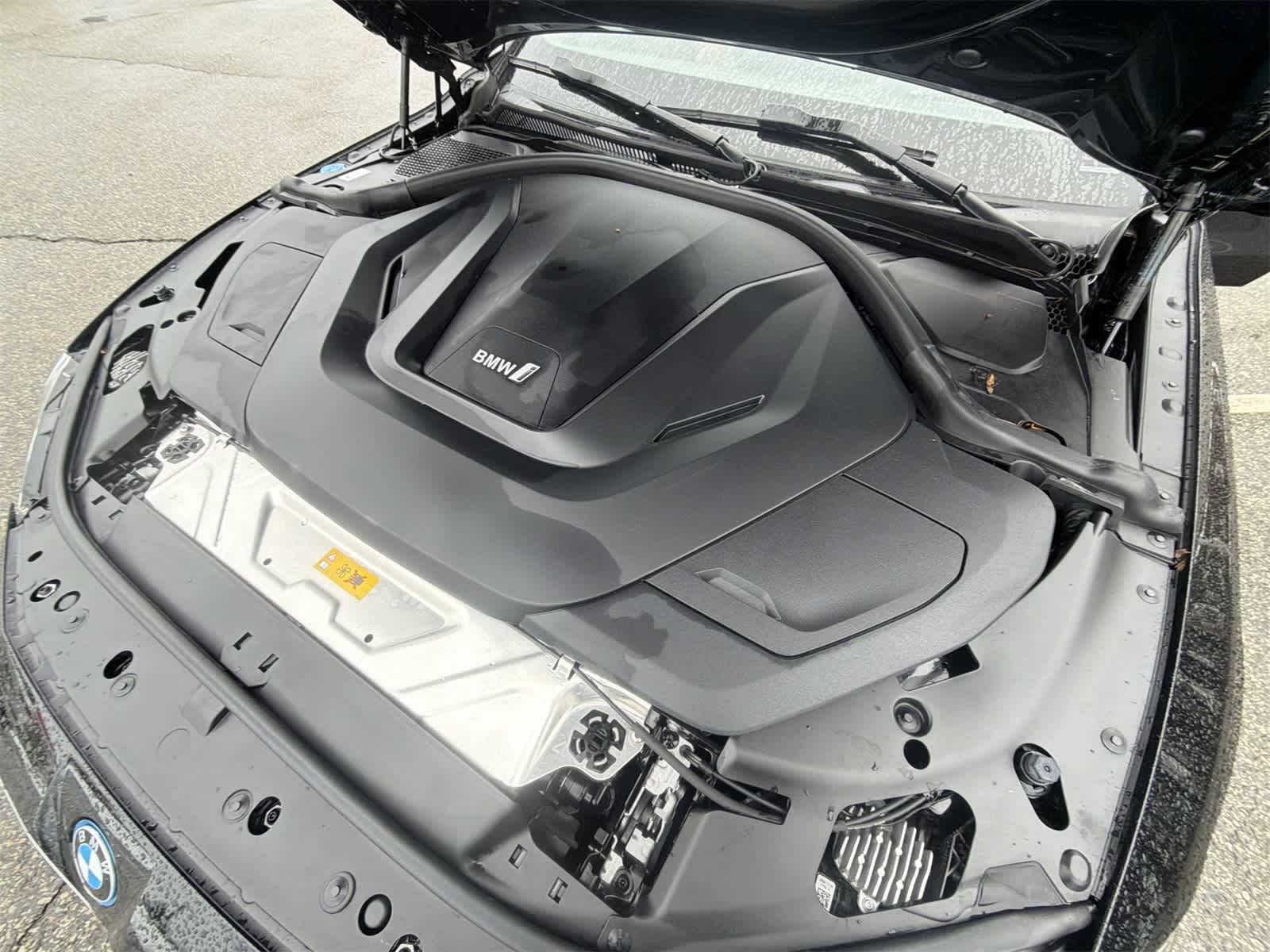 Thumbnail: 2023 BMW i4 - 17