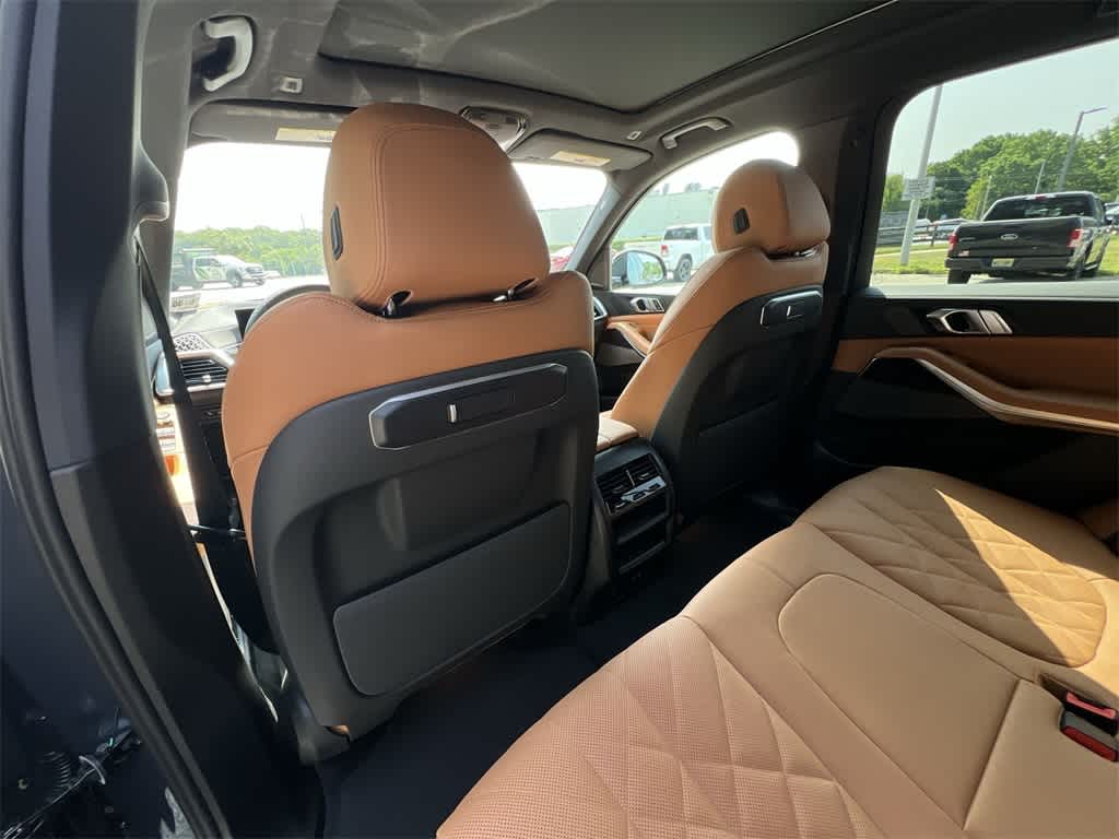 Thumbnail: 2026 BMW X5 - 20