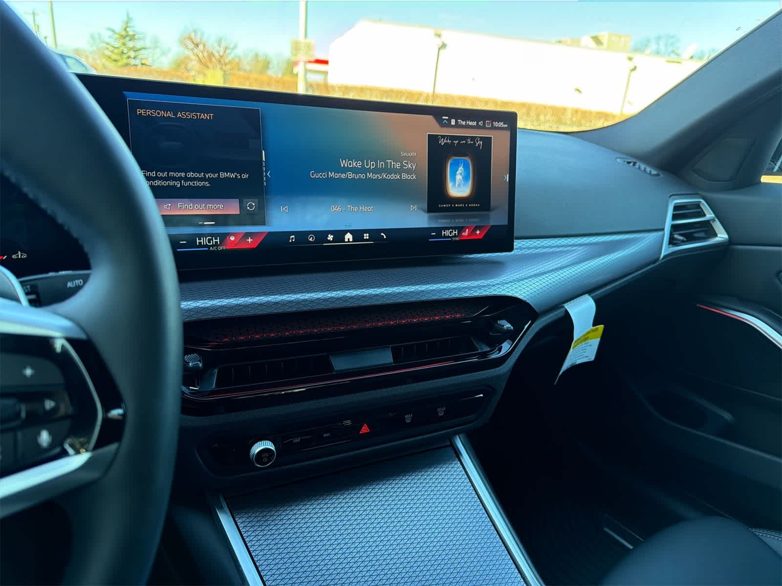 Thumbnail: 2025 BMW 3 Series - 24