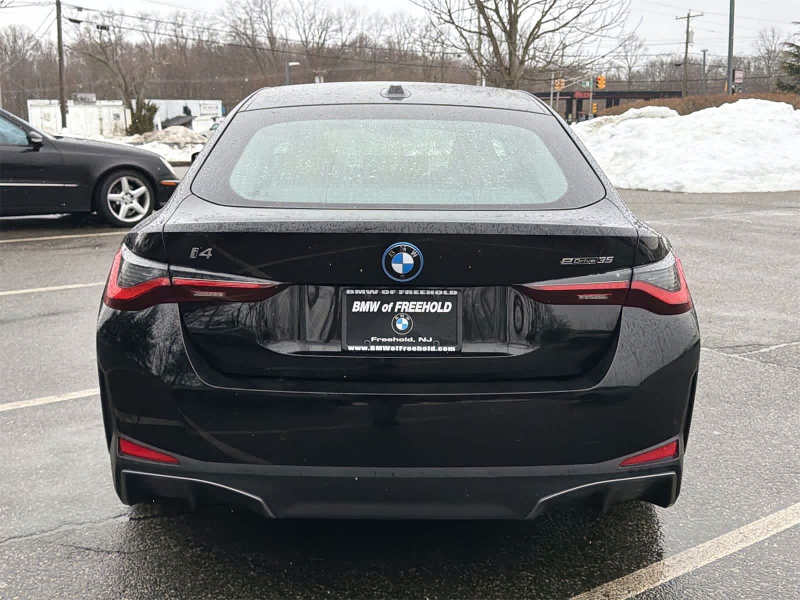 Thumbnail: 2023 BMW i4 - 13