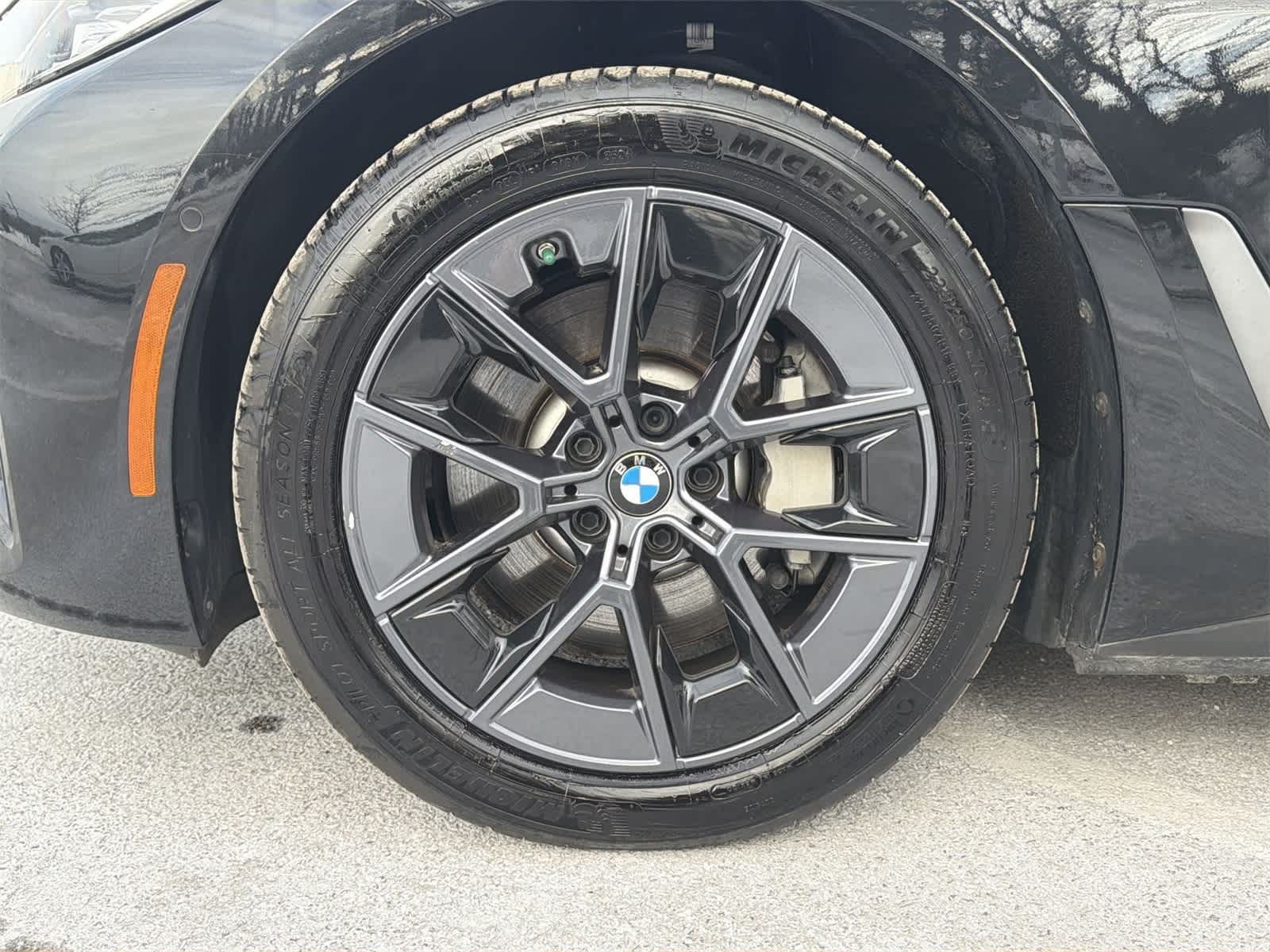 Thumbnail: 2023 BMW i4 - 16