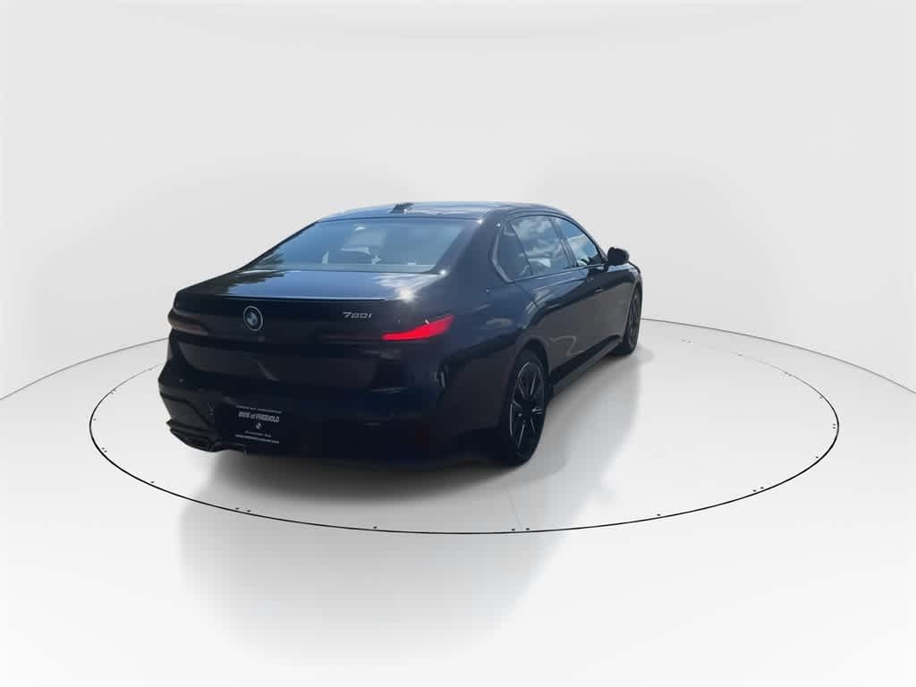 Thumbnail: 2023 BMW 7 Series - 9