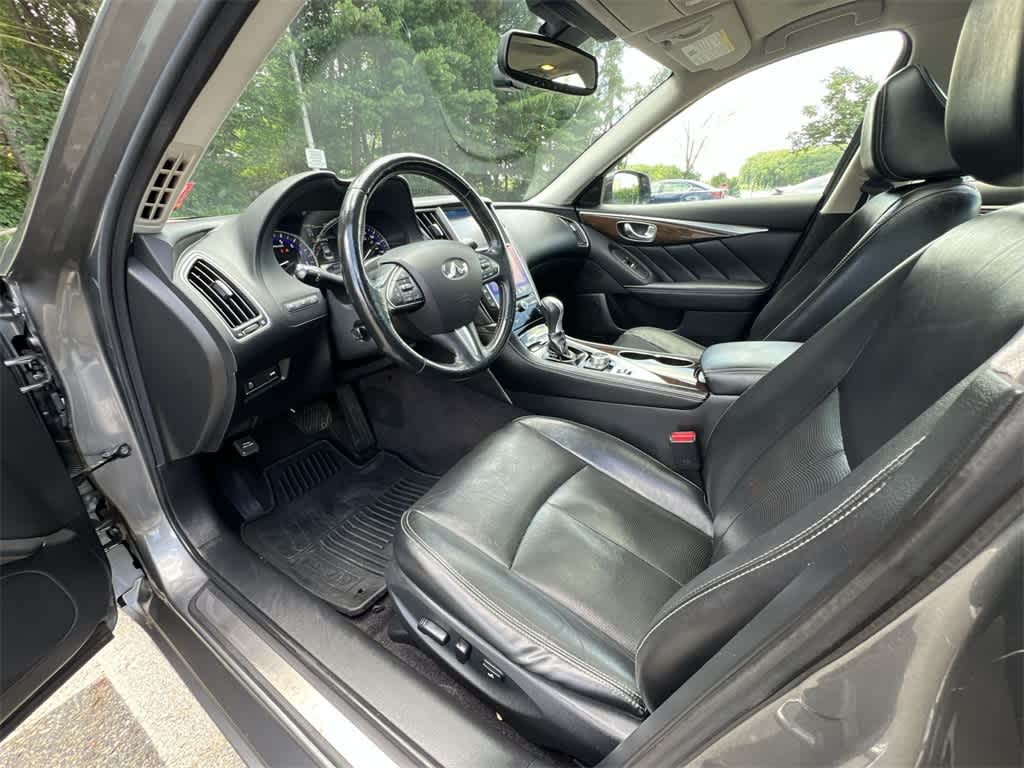 Thumbnail: 2015 INFINITI Q50 - 10