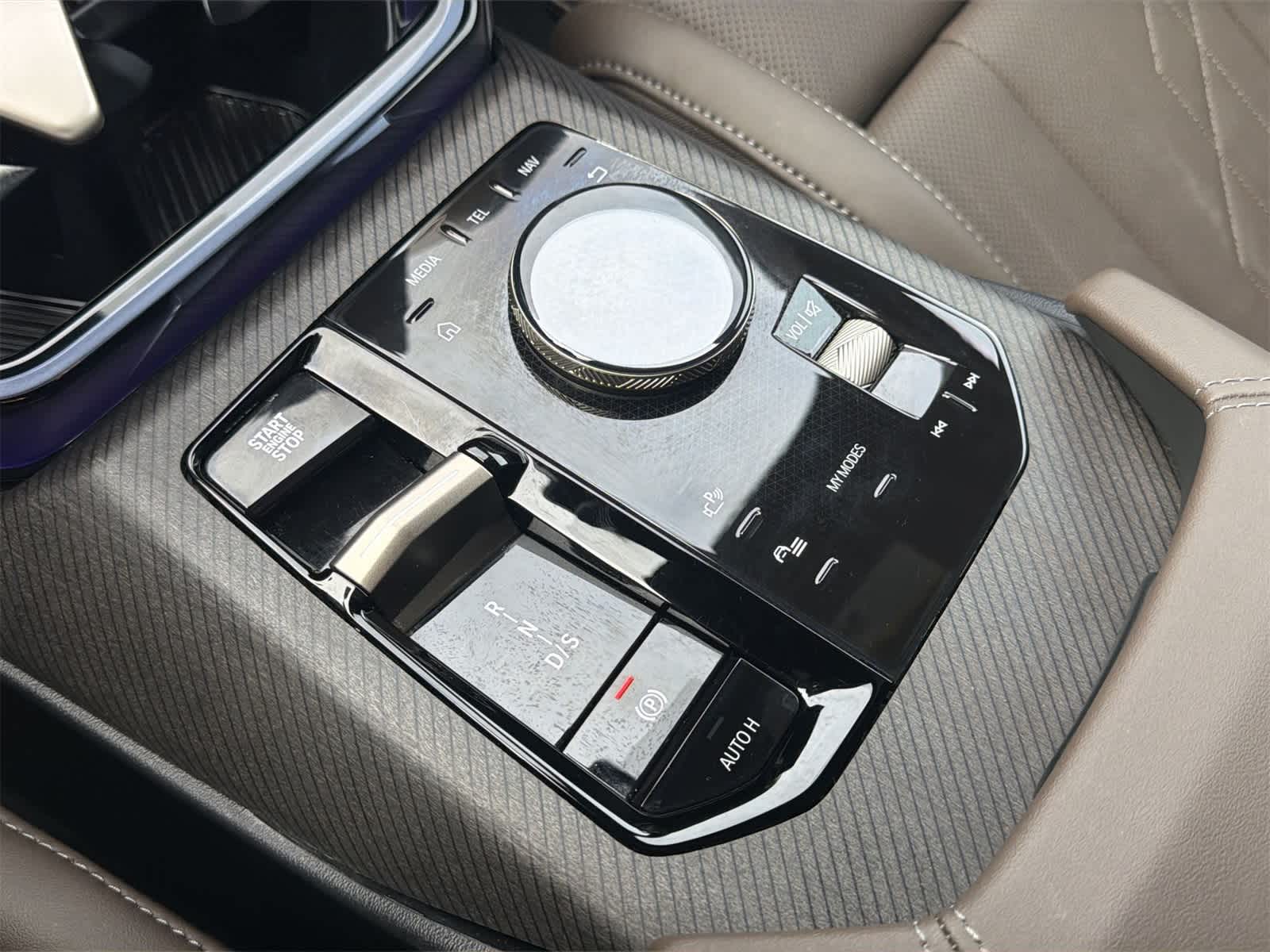 Thumbnail: 2025 BMW X3 - 25