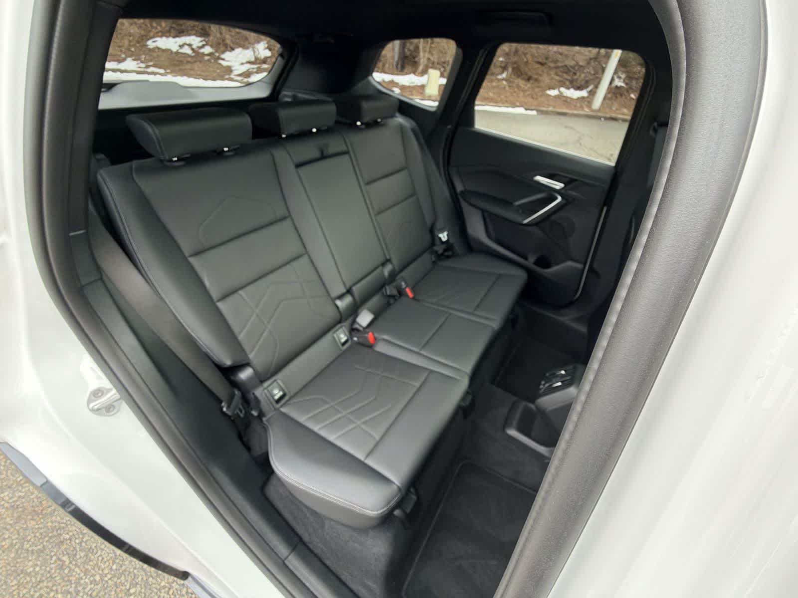 Thumbnail: 2025 BMW X1 - 21