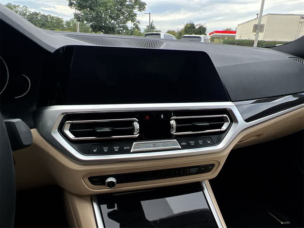 Thumbnail: 2020 BMW 3 Series - 24