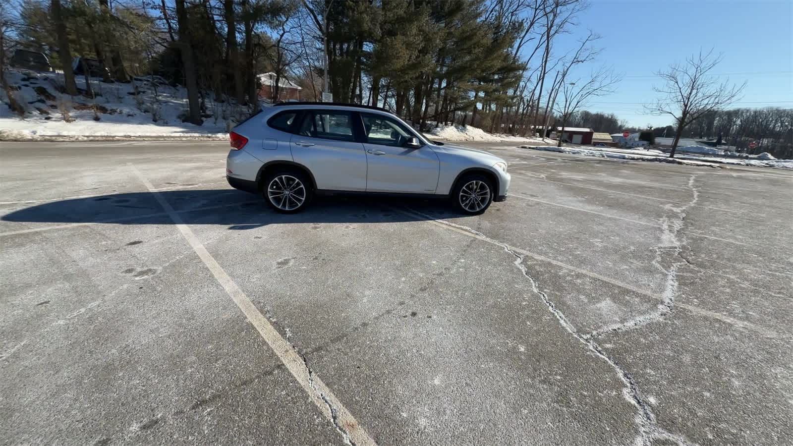 Used 2015 BMW X1 28i with VIN WBAVL1C5XFVY28883 for sale in Freehold, NJ