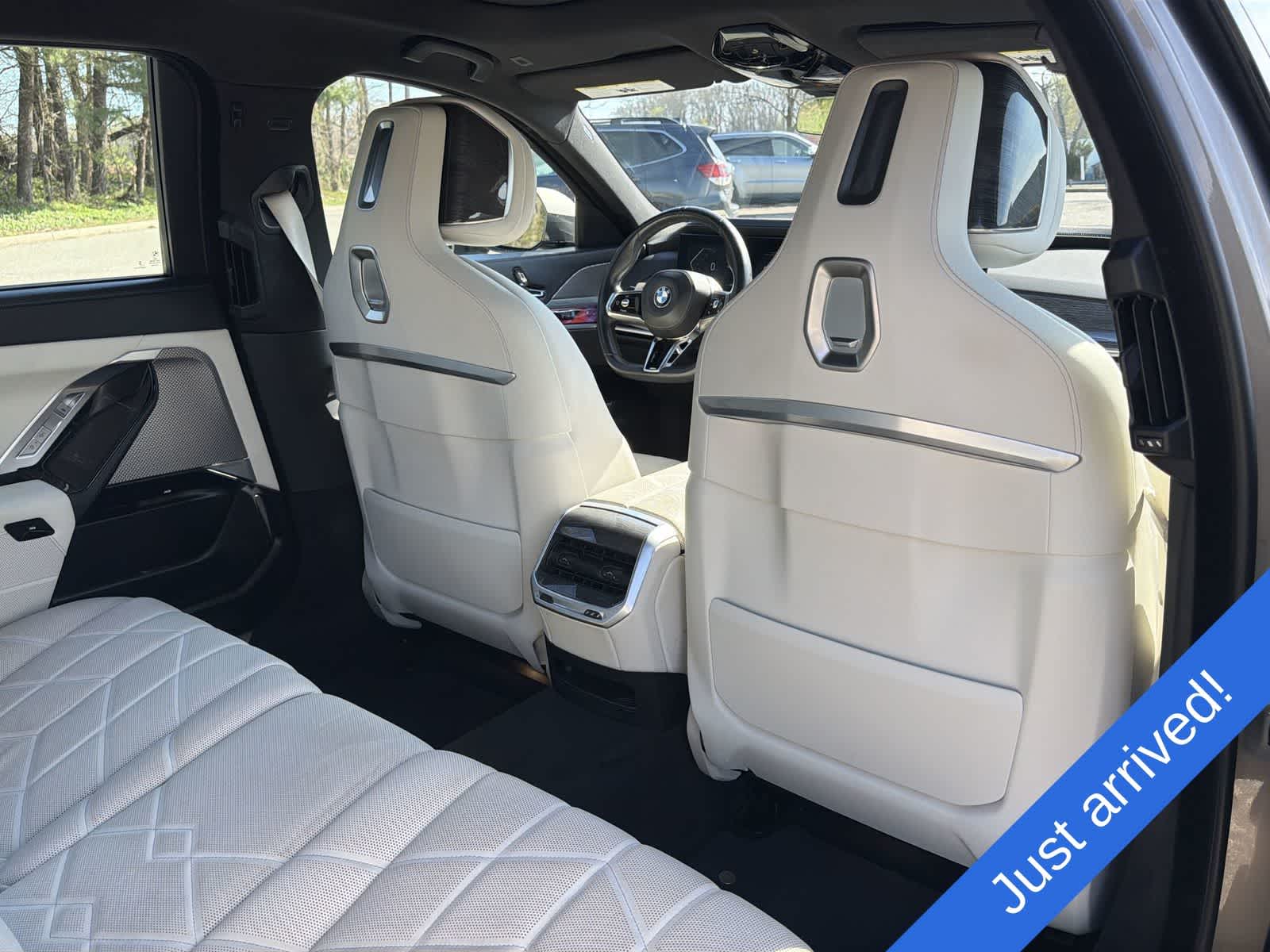 Thumbnail: 2023 BMW 7 Series - 20